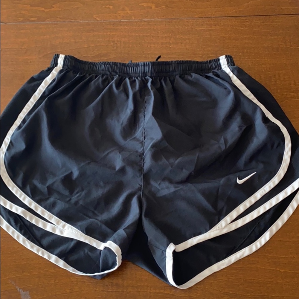 NIKE DRY FIT RUNNING SHORTS, SIZE SMALL, BLACK
